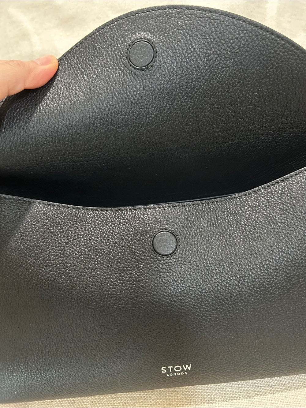 STOW London East West Curve Bag Bundle - Black Leather + Bonus Shoulder Strap - Picture 11 of 14